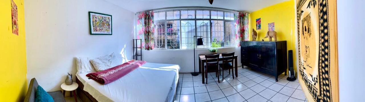 Free Spirit Hostel กัวดาลาฮารา ภายนอก รูปภาพ