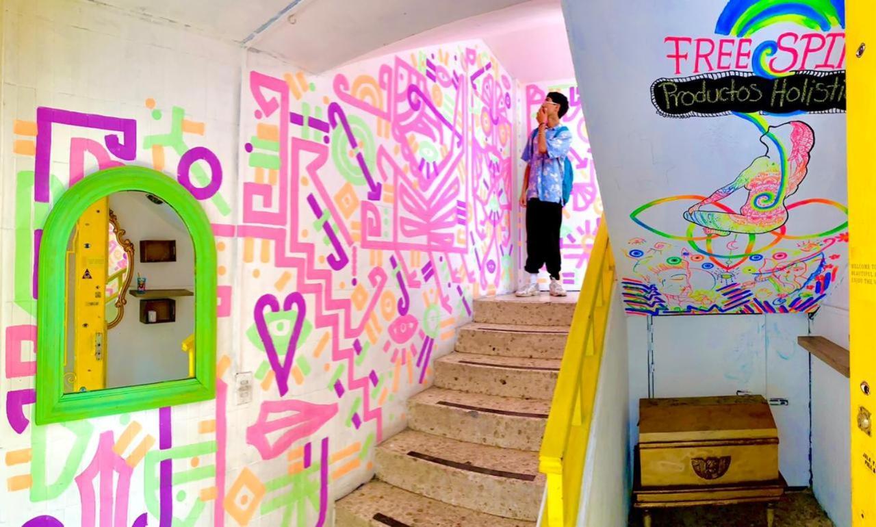 Free Spirit Hostel กัวดาลาฮารา ภายนอก รูปภาพ