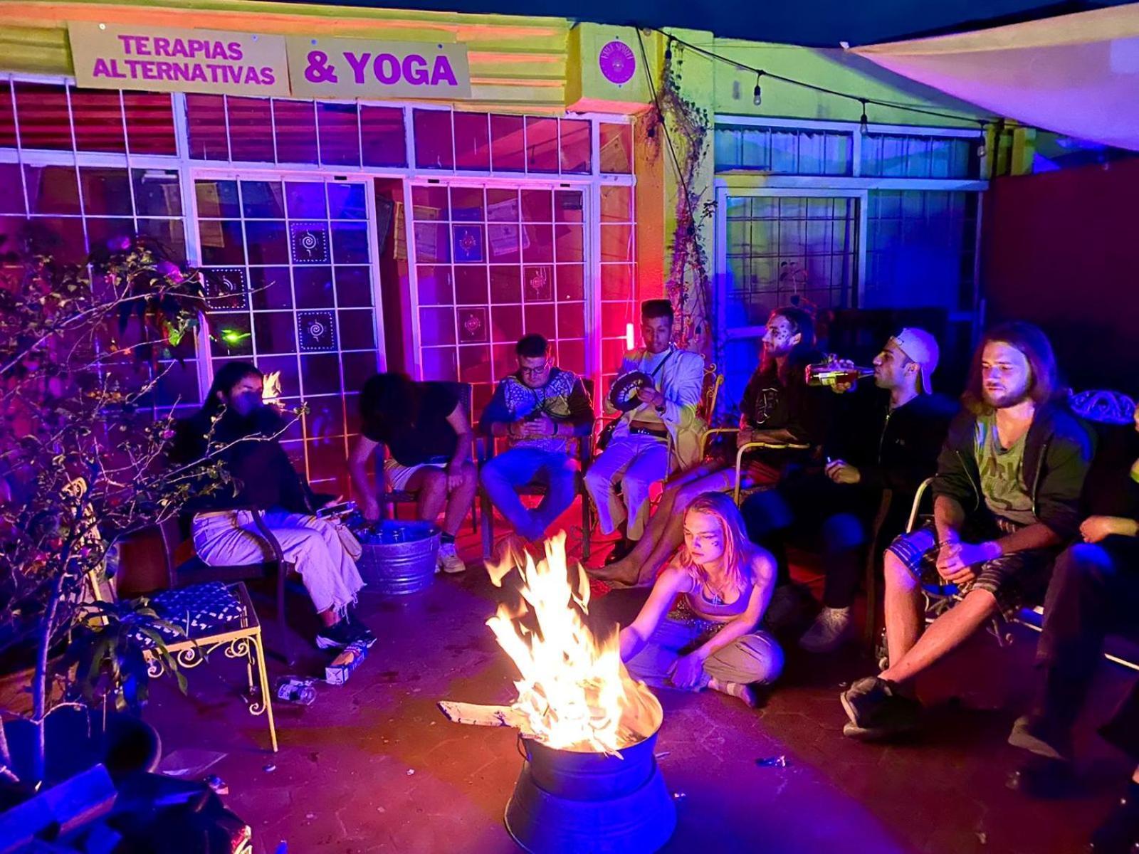 Free Spirit Hostel กัวดาลาฮารา ภายนอก รูปภาพ